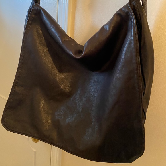 Vintage Black Leather Messenger Bag - Picture 2 of 13